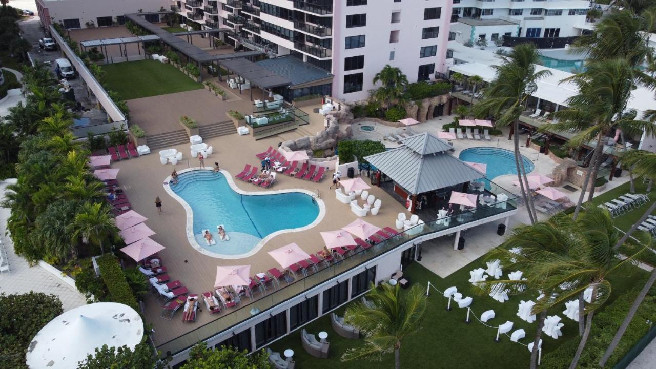 Two Bedroom On The Beach With Balcony And Oceanview Miami Beach Exterior photo