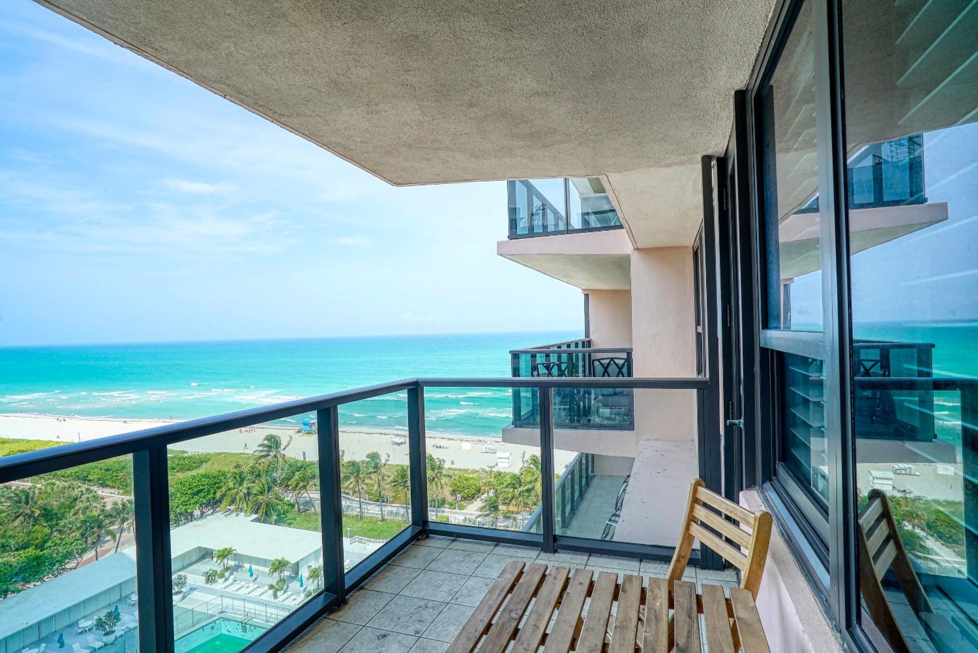 Two Bedroom On The Beach With Balcony And Oceanview Miami Beach Exterior photo